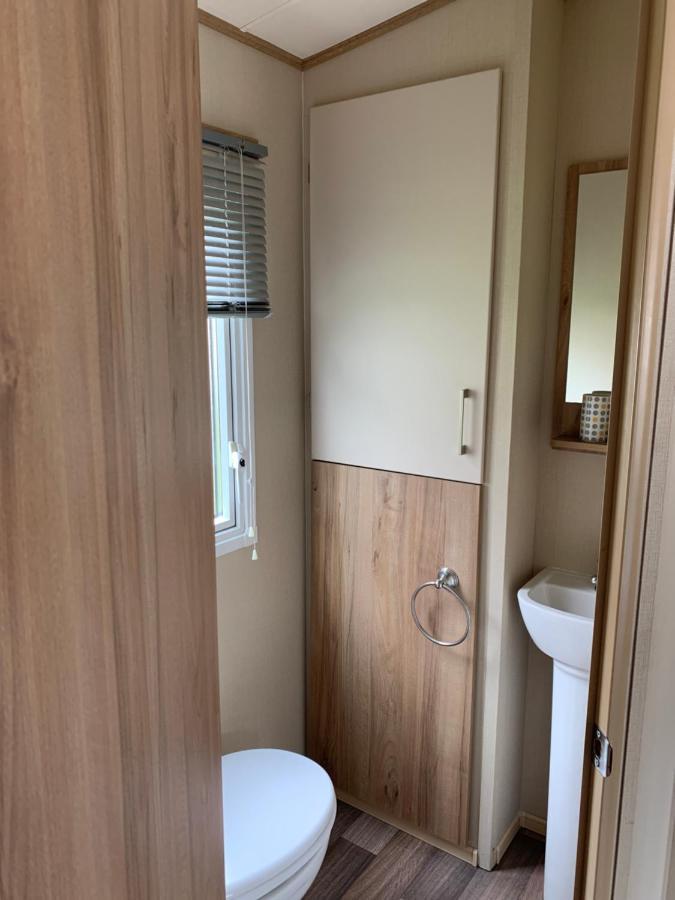 Newquay Bay Porth Caravan - 6 Berth Eksteriør billede