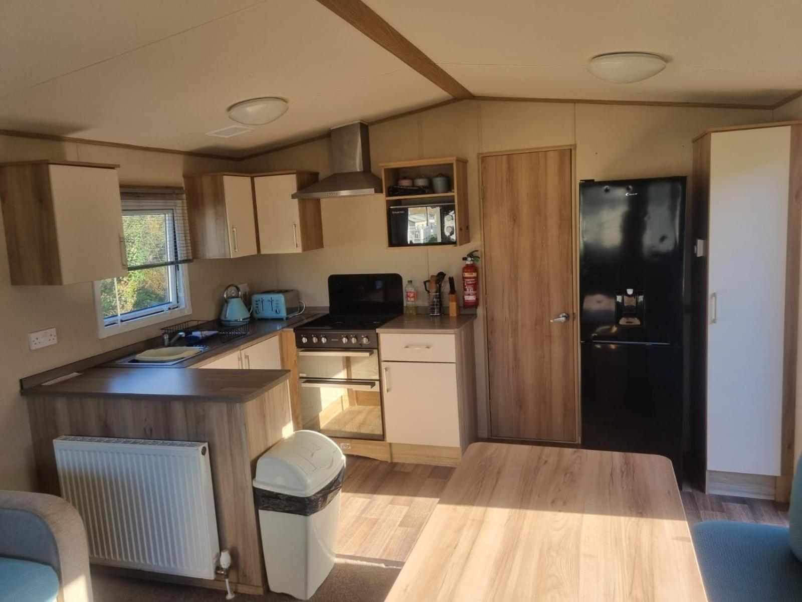 Newquay Bay Porth Caravan - 6 Berth Eksteriør billede